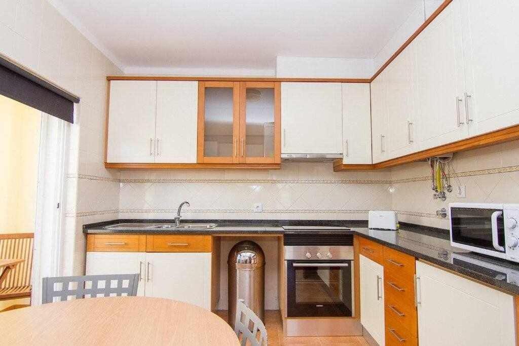 SunApartments - Apartamento de férias em Portimão Habitación foto