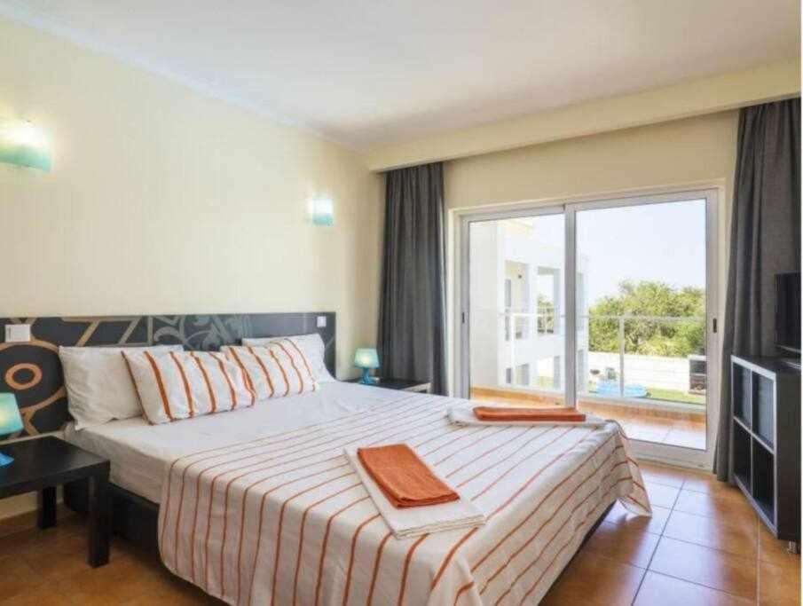 SunApartments - Apartamento de férias em Portimão Habitación foto