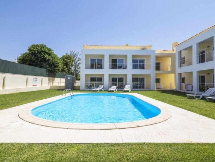 SunApartments - Apartamento de férias em Portimão Habitación foto