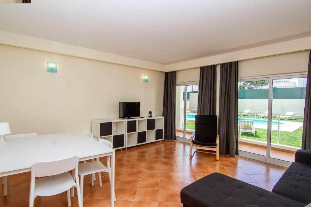 SunApartments - Apartamento de férias em Portimão Habitación foto