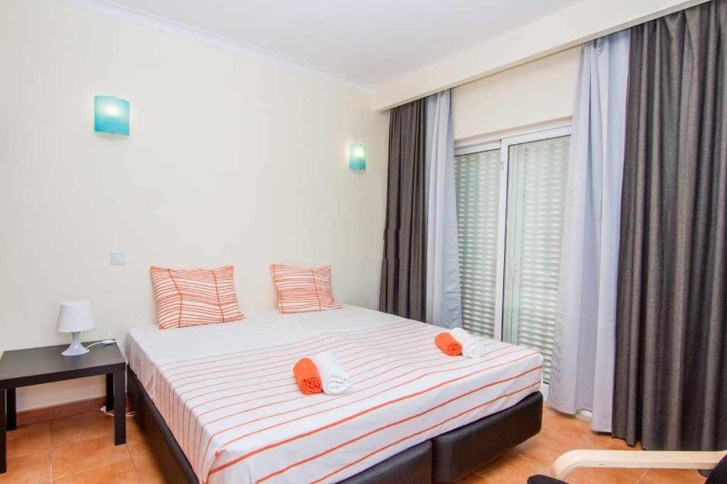 SunApartments - Apartamento de férias em Portimão Habitación foto
