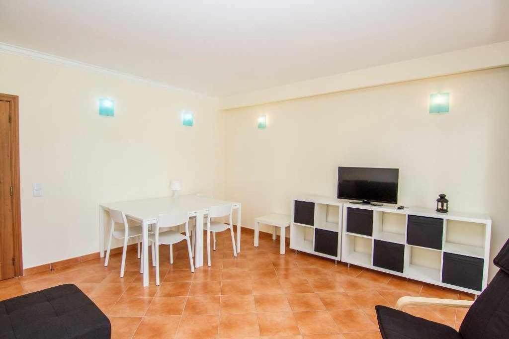 SunApartments - Apartamento de férias em Portimão Habitación foto