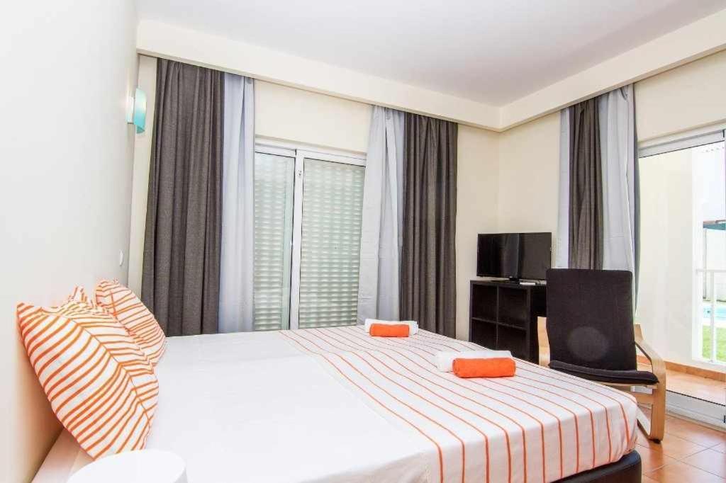SunApartments - Apartamento de férias em Portimão Habitación foto
