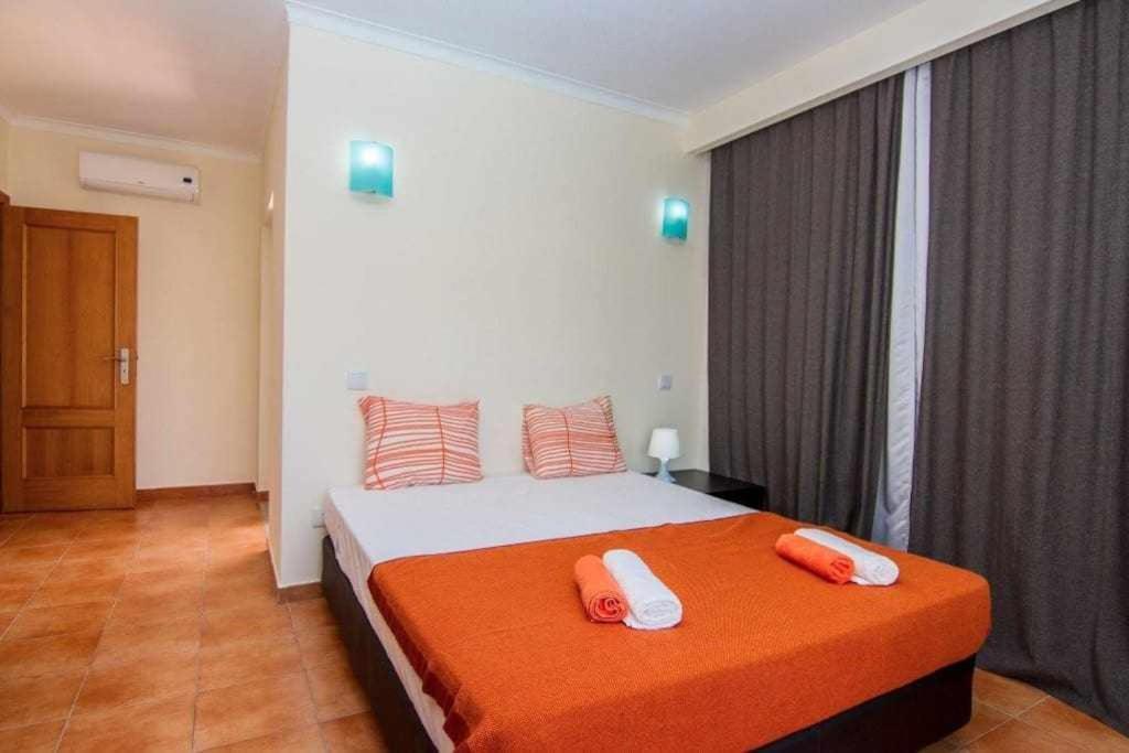 SunApartments - Apartamento de férias em Portimão Exterior foto