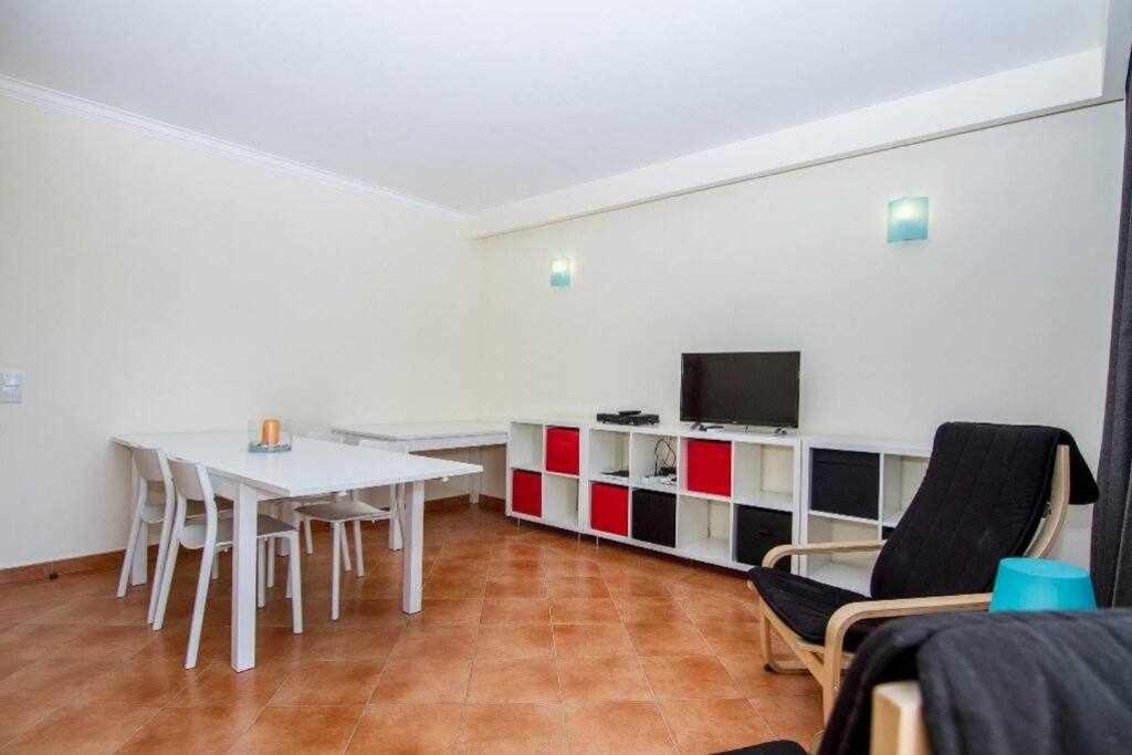 SunApartments - Apartamento de férias em Portimão Exterior foto